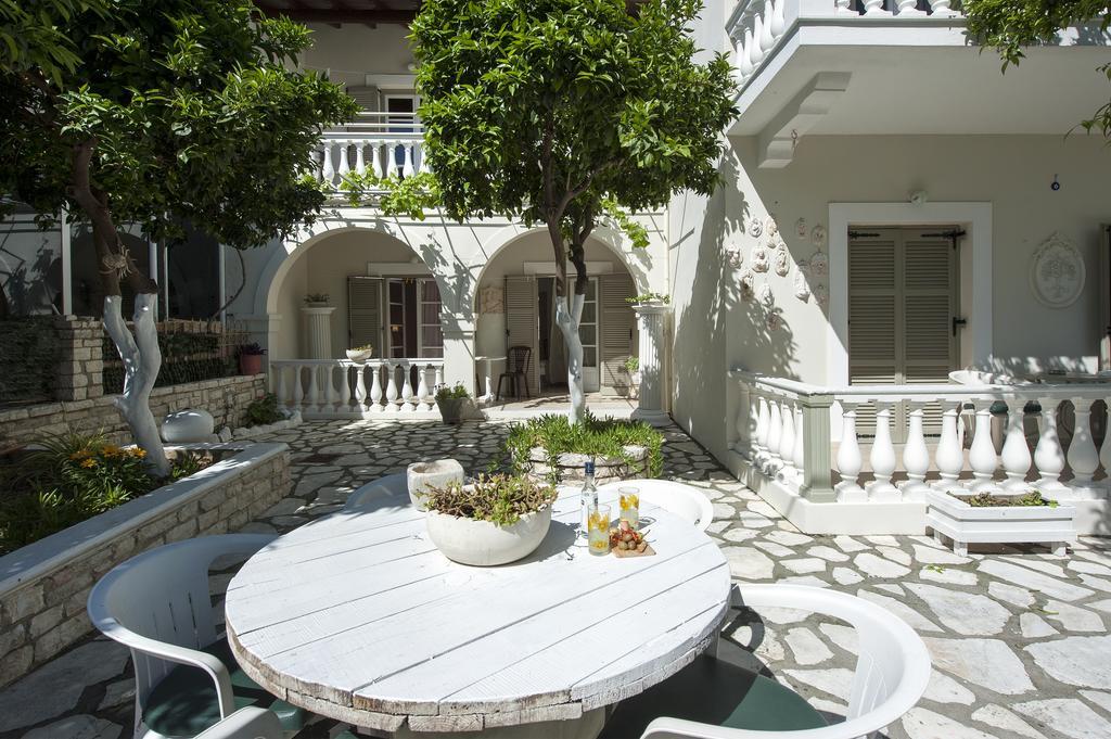The Orange Garden Apartamento Kassiopi Exterior foto